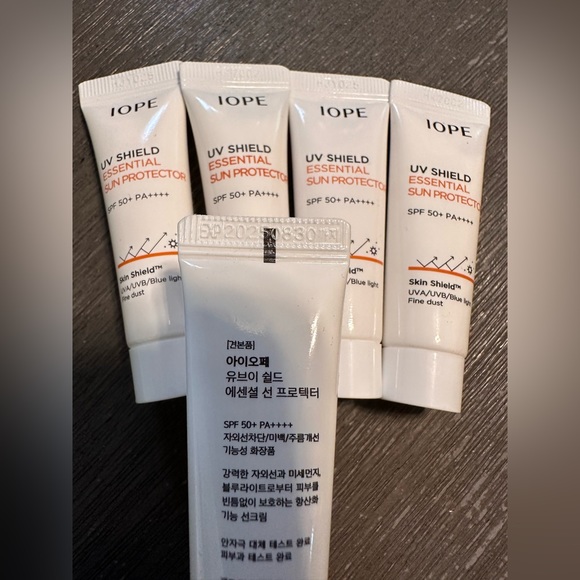 IOPE UV Shield Essential Sun Protector XP SPF 50+ PA++++ 50ml (10ml x 5ea) - Picture 2 of 4